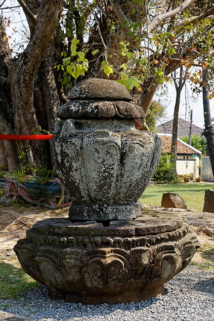 Prasat Sikhoraphum-MAR15-092